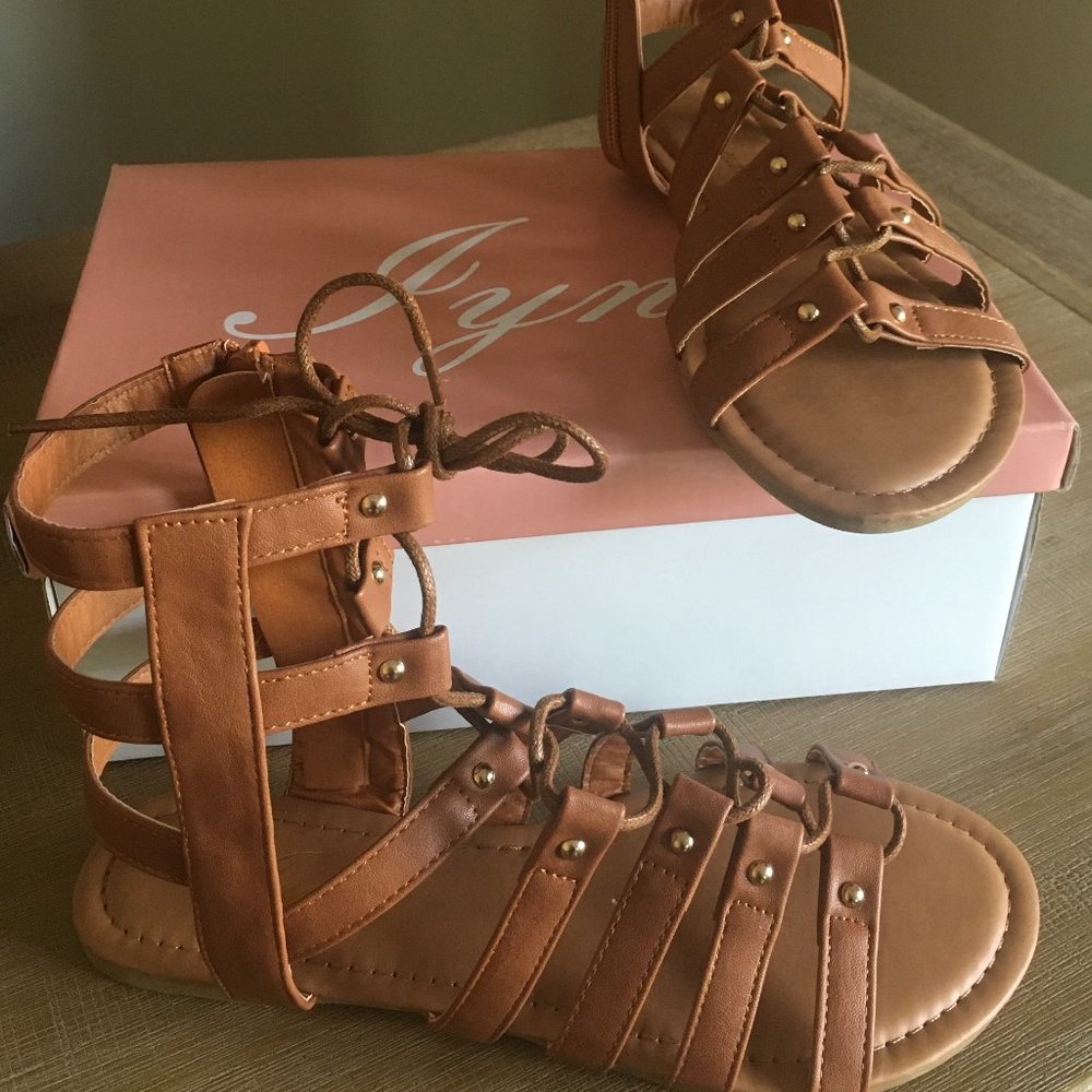 IYNX Gladiator Tan Sandals